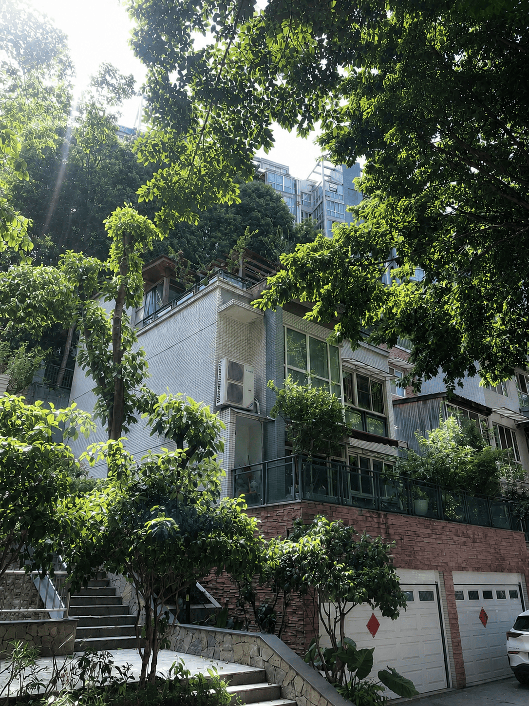 恩施岛居岁月从容升级：小小岛老别墅加装蒂升悦行款电梯